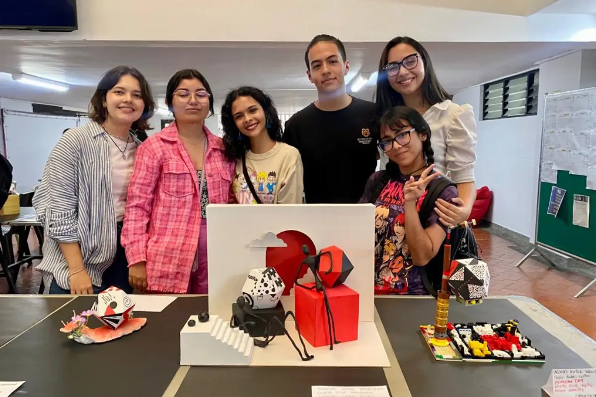 Lee más sobre el artículo Estudiantes innovan a través de objetos cotidianos